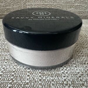 Young Living Savvy Minerals Setting Powder- Diamond Dust